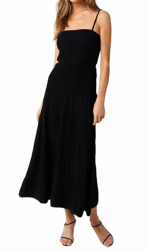 Robbie Midi Dress In Black