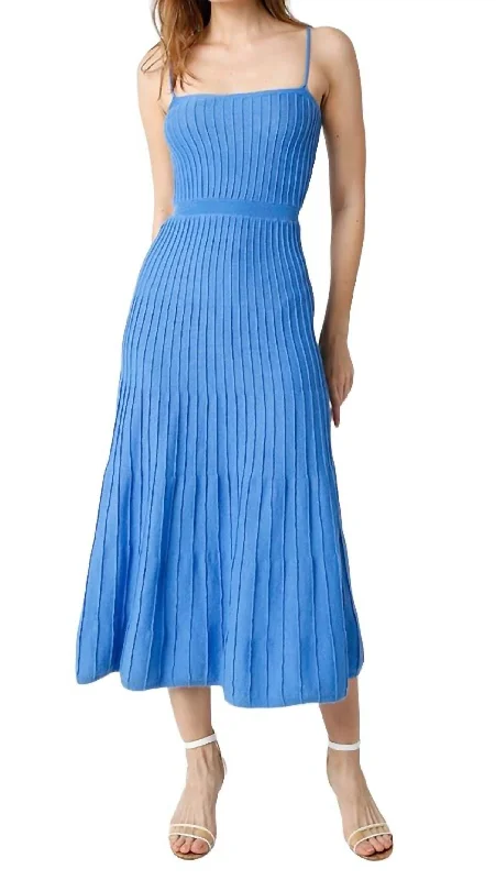 Robbie Midi Dress In Blue